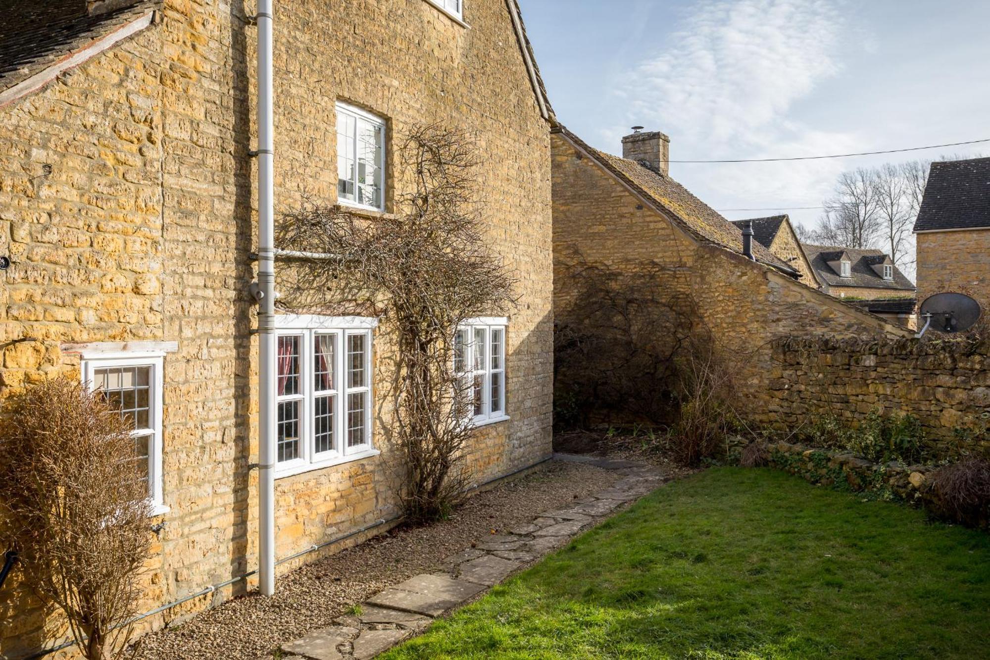 Bourton Scandi Chic Authentic Cottage Екстериор снимка